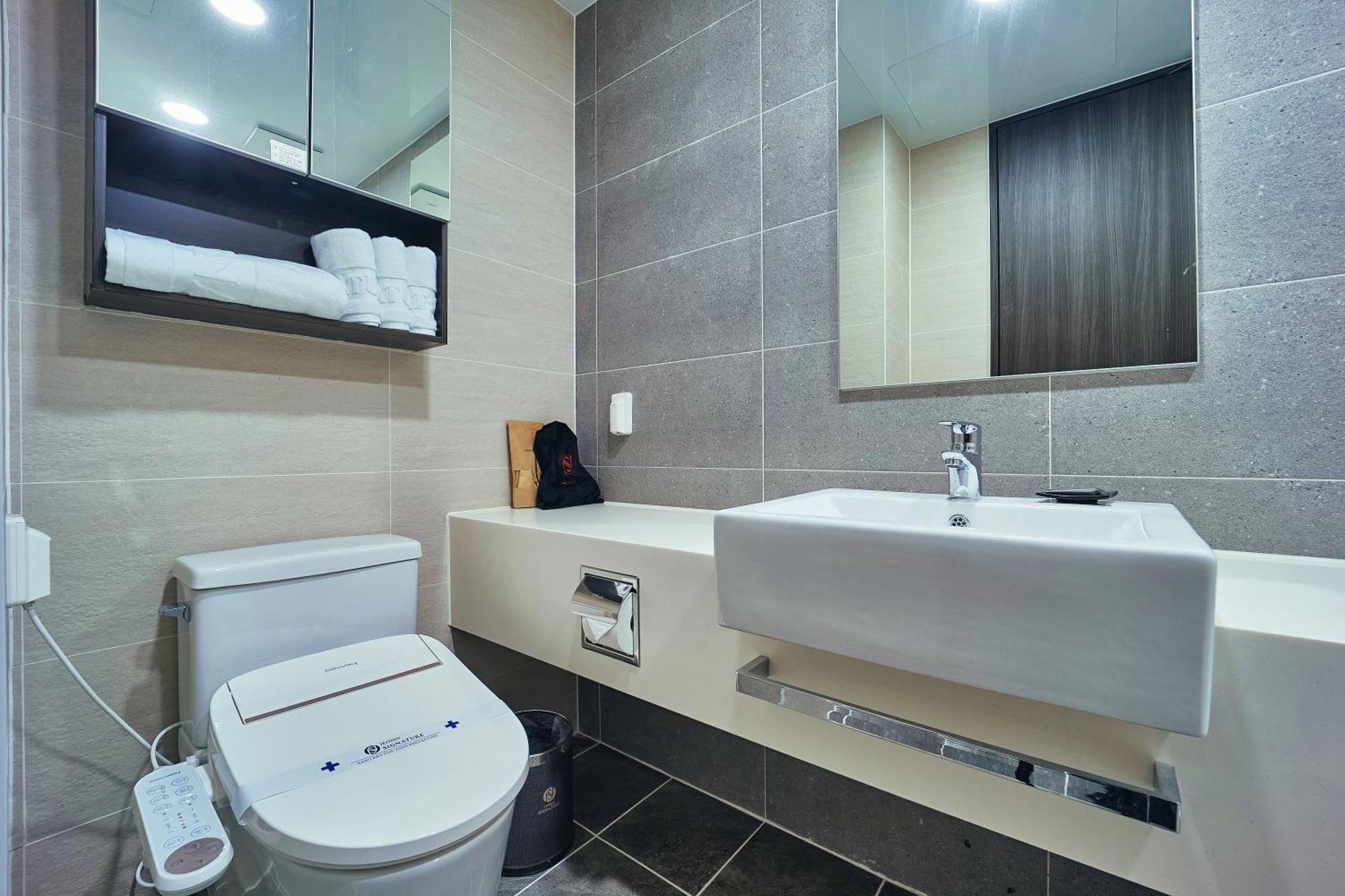Jeonju Signature Hotel Екстер'єр фото